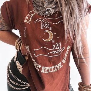 Pebby Forevee Reset Refine Reflect Side Slit Tee